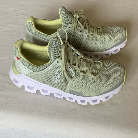 ON Cloudswift Running Shoe - Picture 3 of 15